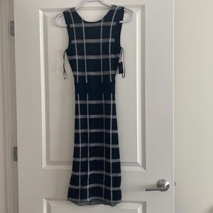 Black key hole dress